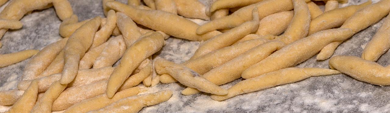 GNOCCHI AL CASTELMAGNO, DALLA TAVOLA DEI RE ALLA TRADIZIONE FAMILIARE